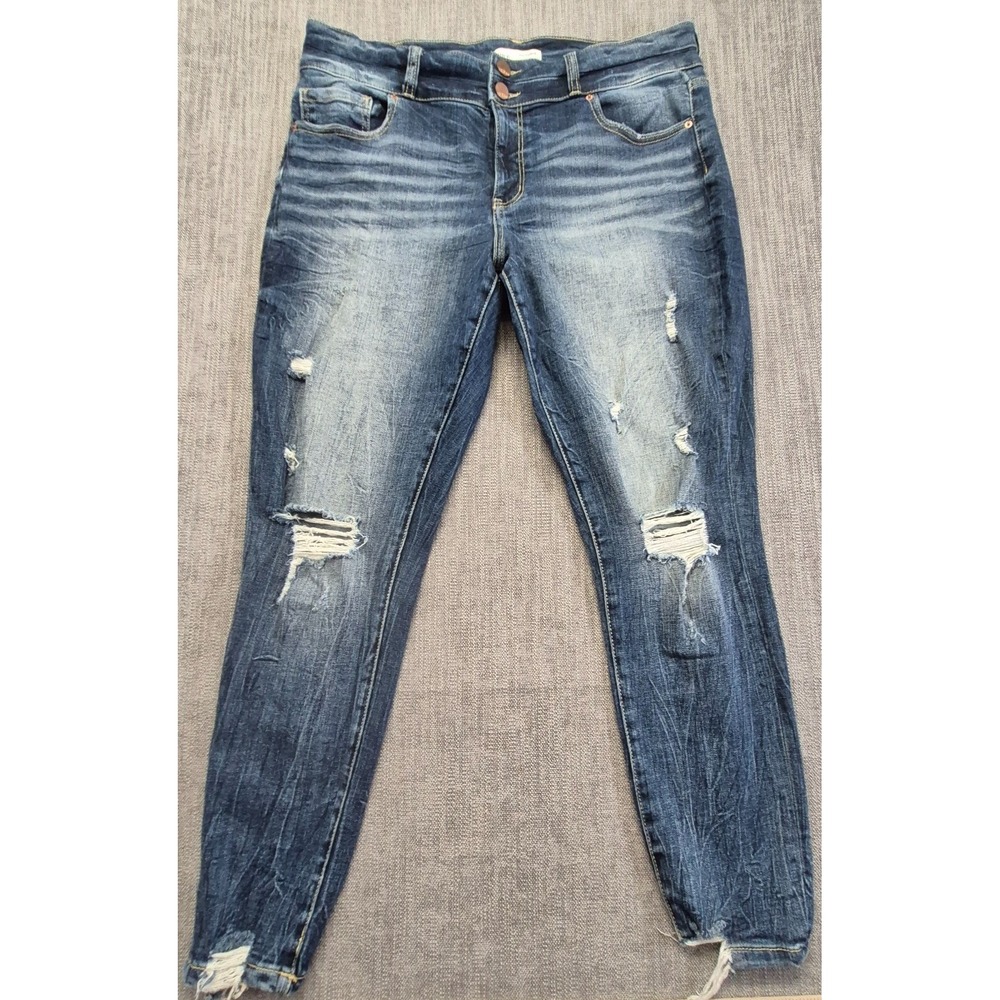 BKE Victoria Jeans Women's 33 Mid Rise Ankle Skinny Universal Fit Distress Denim